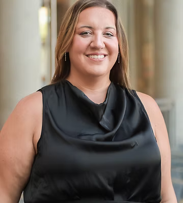 Jennifer foundation headshot