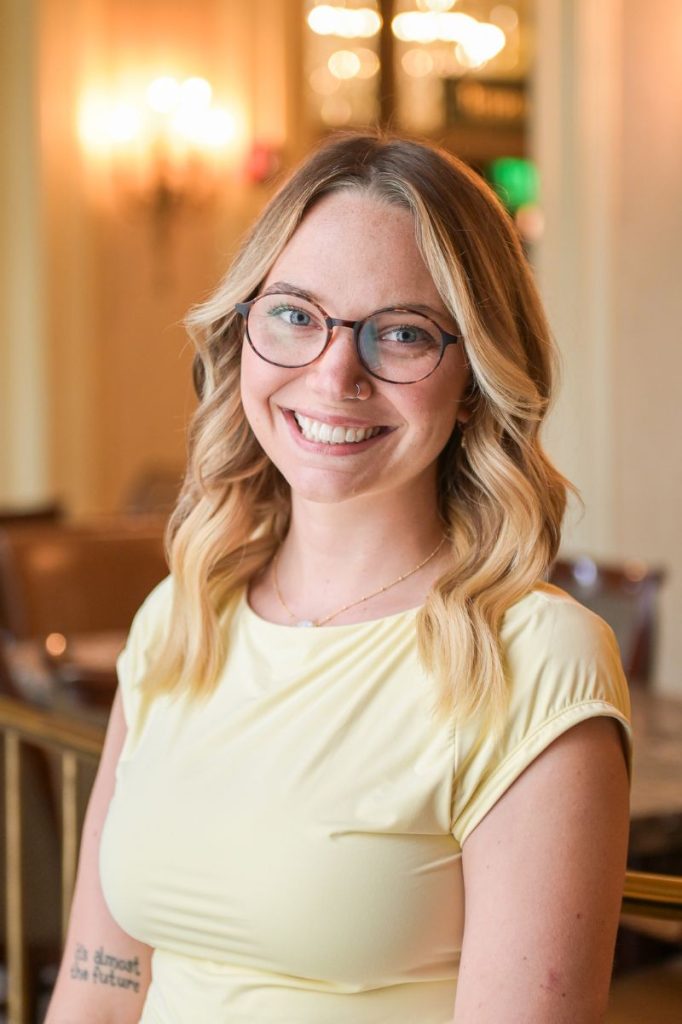 Portrait - Lily Keister